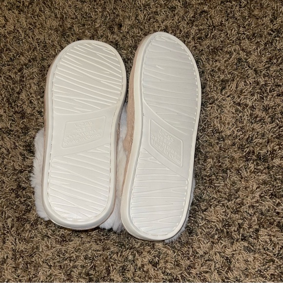 DONPAPA Womens Fur Lined Slippers Memory Foam Fluffy Soft Warm Shoes 8-9 New - Picture 4 of 5